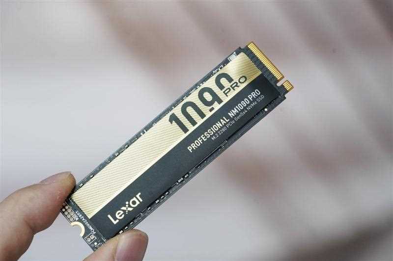 满血性能不超过62度! Lexar 雷克沙NM1090 PRO 2TB固态硬盘测评