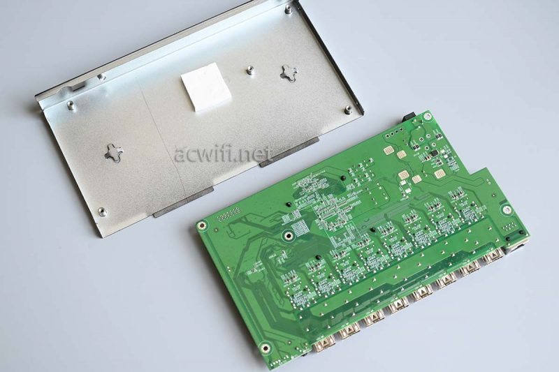 联果8口万兆三层全光交换机LG-SWTGW3C8F拆机测评