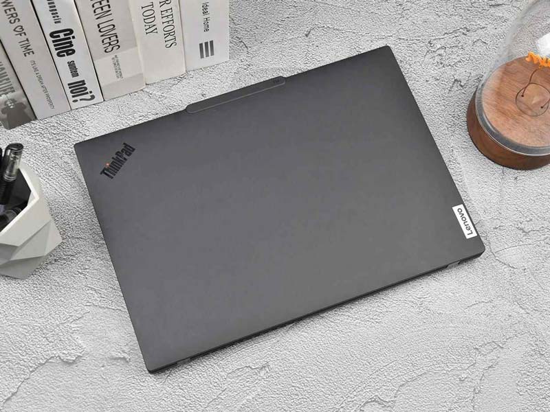 联想小天+Win11 AI双赋能! ThinkPadT14 Gen6AI元启版笔记本评测