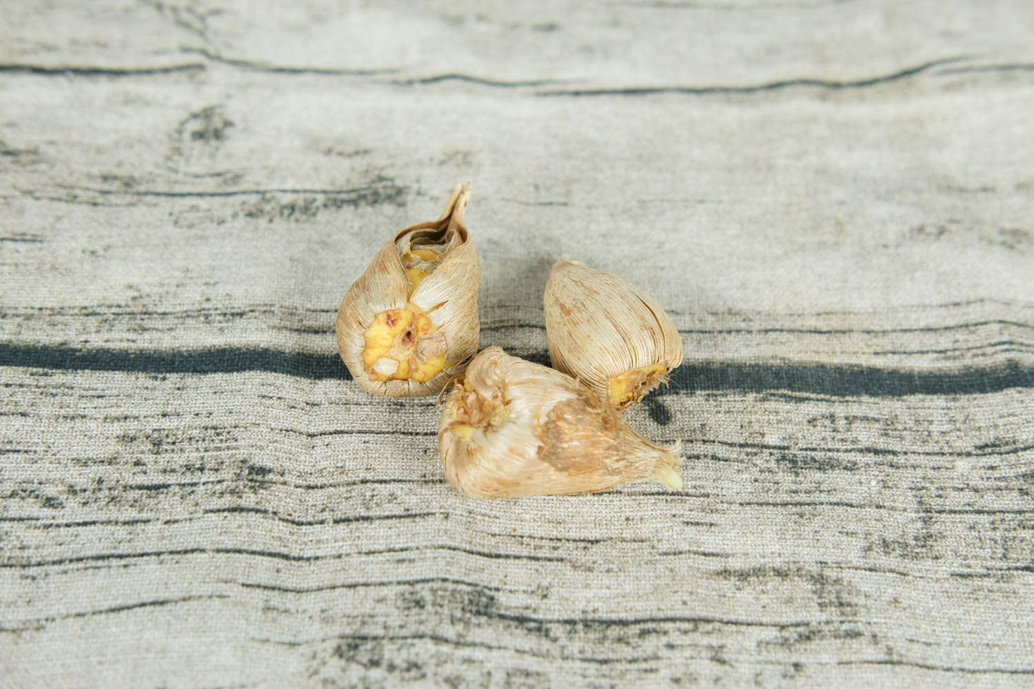 香雪兰矮化方法